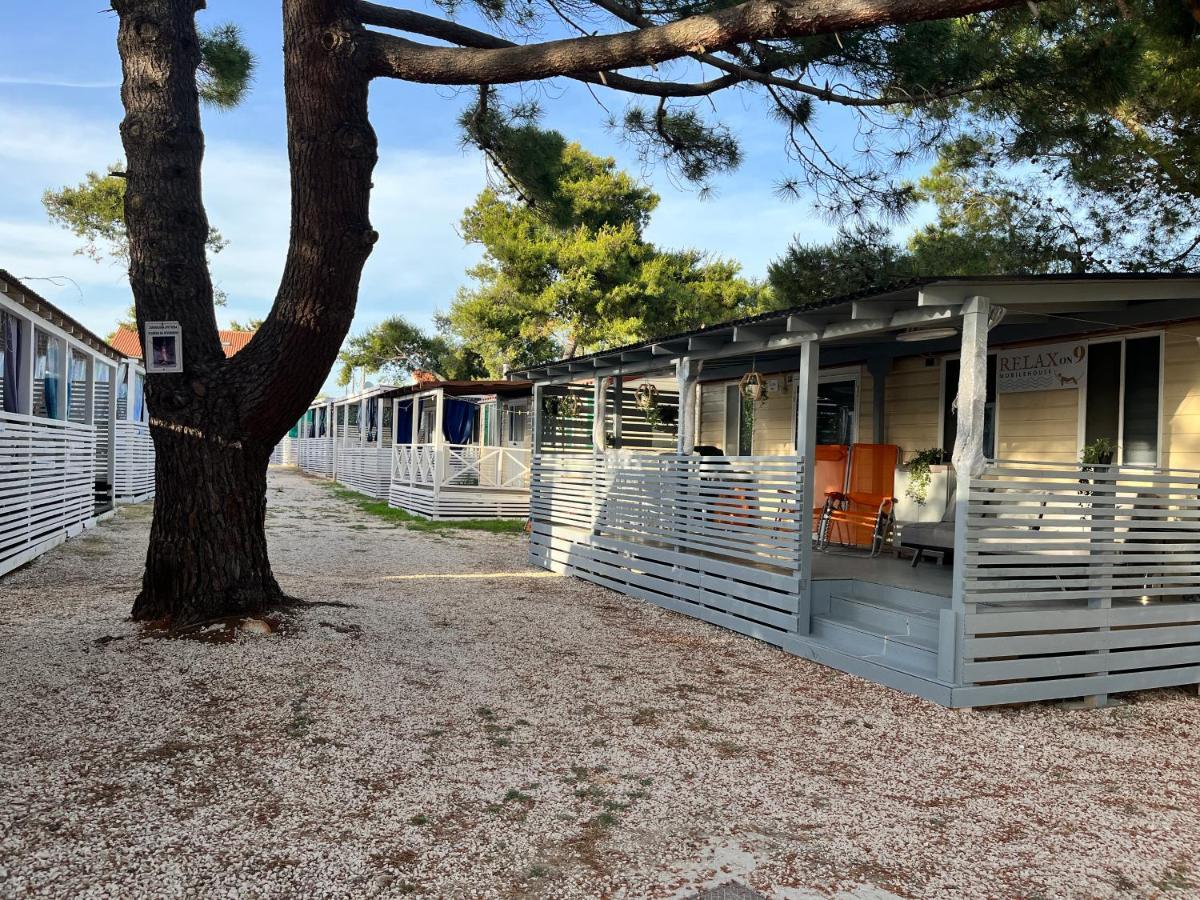 Dalmacia Mobile Homes And Caravans At The Beach Privlaka  Esterno foto